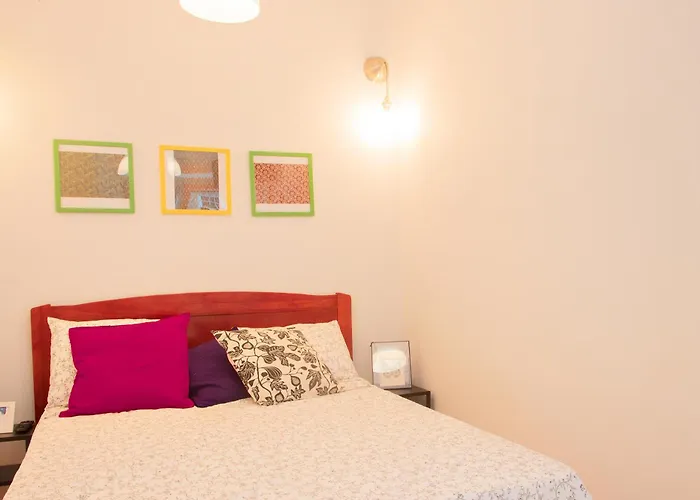 Unique And Lovely Ii *