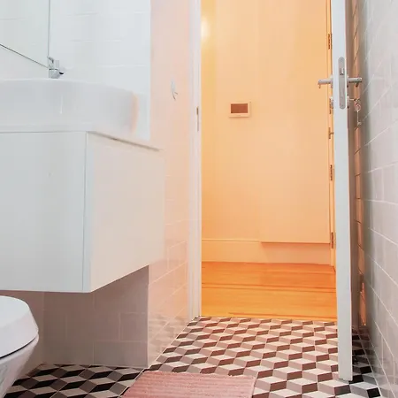 Unique And Lovely Ii Apartment *