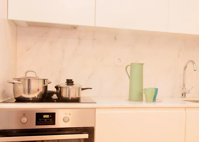 Unique And Lovely Ii *