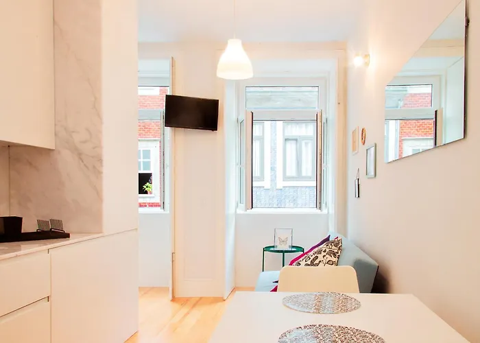 Unique And Lovely Ii * Порту