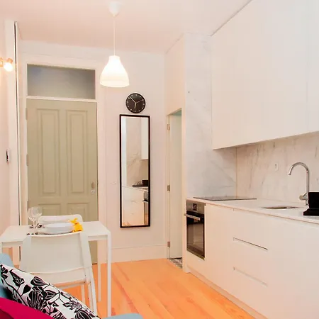 Unique And Lovely Ii ポルト